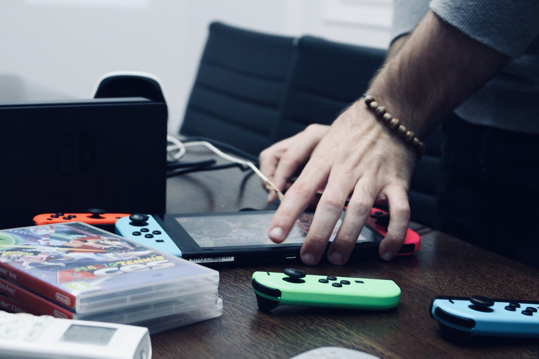 Antologic Games Night